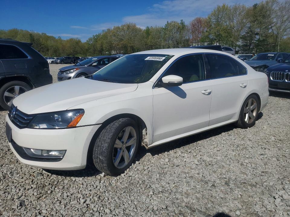 Aukcja sprzedaży 2015 Volkswagen Passat, vin: 1VWAT7A31FC088638, numer aukcji: 52006966