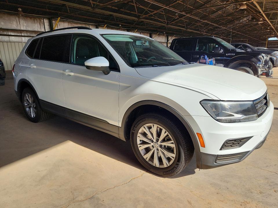 53449446 :رقم المزاد ، 3VV1B7AX5KM051854 vin ، 2019 Volkswagen Tiguan مزاد بيع