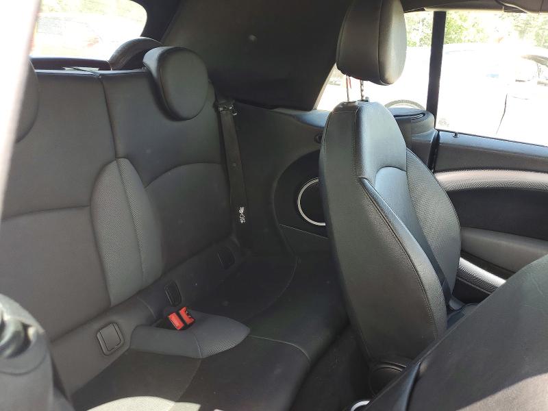 2010 Mini Cooper მანქანა იყიდება აუქციონზე, vin: WMWMS3C57ATZ85494, აუქციონის ნომერი: 55326836