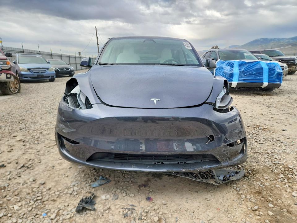 2023 Tesla Model Y მანქანა იყიდება აუქციონზე, vin: 7SAYGAEE1PF978790, აუქციონის ნომერი: 53785366