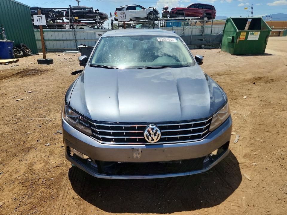 53991896 :رقم المزاد ، 1VWBT7A38GC068893 vin ، 2016 Volkswagen Passat مزاد بيع
