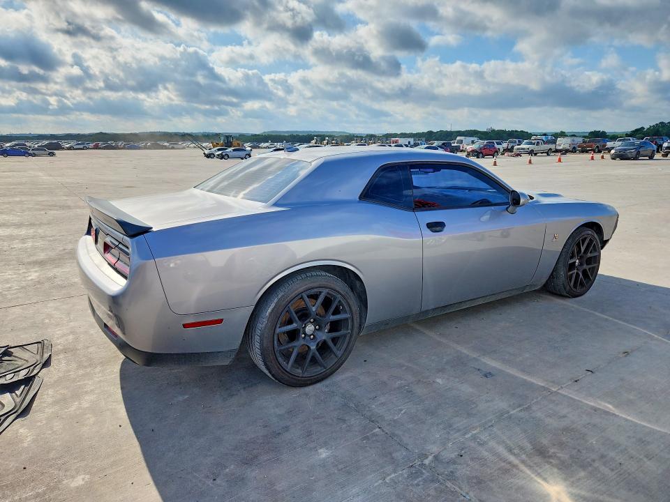 53695926 :رقم المزاد ، 2C3CDZFJXFH850183 vin ، 2015 Dodge Challenger مزاد بيع