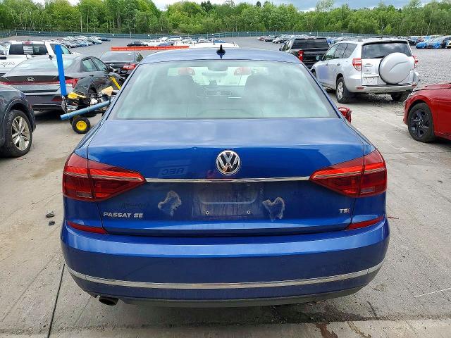 Продаж на аукціоні авто 2017 Volkswagen Passat, vin: 1VWGT7A3XHC016138, номер лоту: 55054046