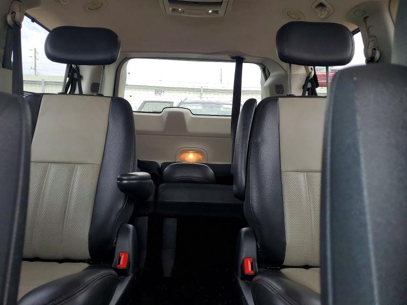 2010 Chrysler Town & Country მანქანა იყიდება აუქციონზე, vin: 2A4RR8DXXAR330264, აუქციონის ნომერი: 54990316