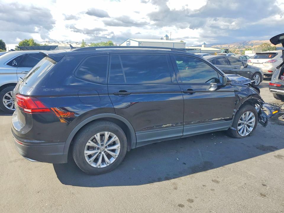 Продаж на аукціоні авто 2020 Volkswagen Tiguan, vin: 3VV1B7AX8LM054846, номер лоту: 55157726