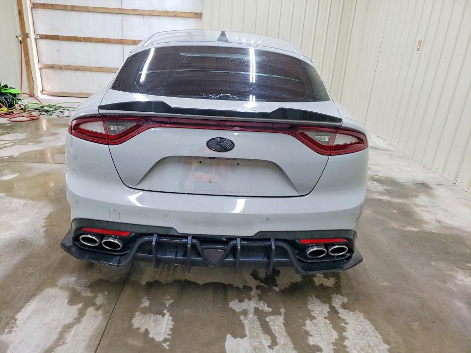 2018 Kia Stinger მანქანა იყიდება აუქციონზე, vin: KNAE55LCXJ6018320, აუქციონის ნომერი: 55038996