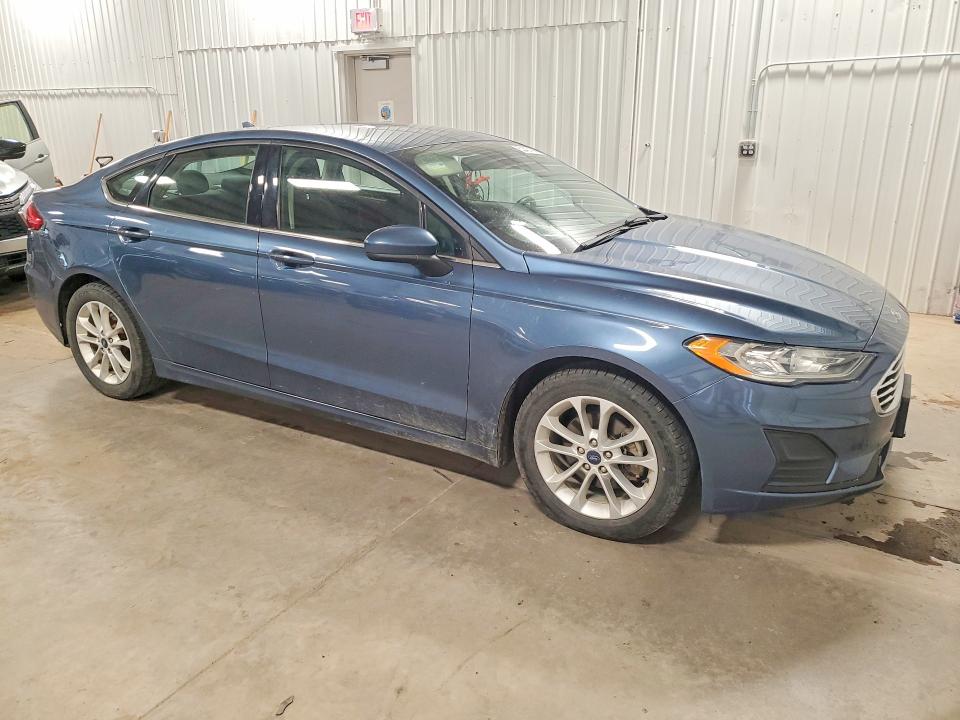 52487166 :رقم المزاد ، 3FA6P0HD6KR103803 vin ، 2019 Ford Fusion مزاد بيع