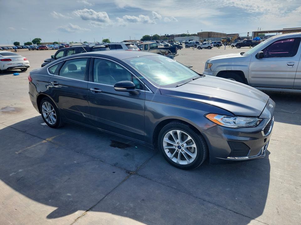 2019 Ford Fusion მანქანა იყიდება აუქციონზე, vin: 3FA6P0SU9KR157802, აუქციონის ნომერი: 52784686