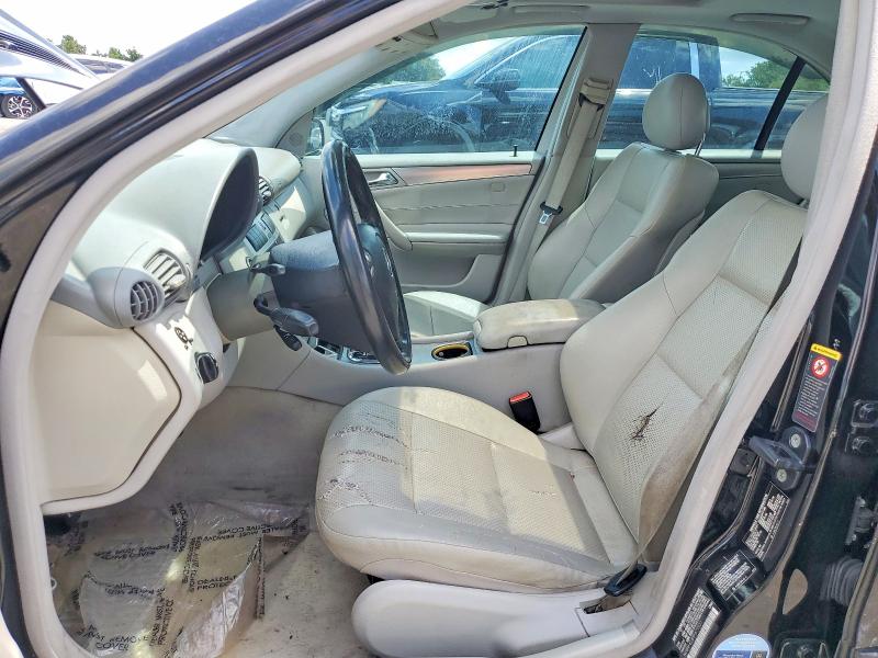54614006 :رقم المزاد ، WDBRF40J85F679931 vin ، 2005 Mercedes-benz C مزاد بيع
