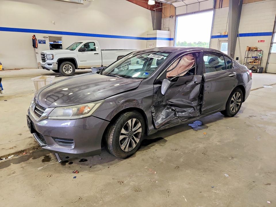 Продажа на аукционе авто 2015 Honda Accord, vin: 1HGCR2F3XFA133109, номер лота: 52083366