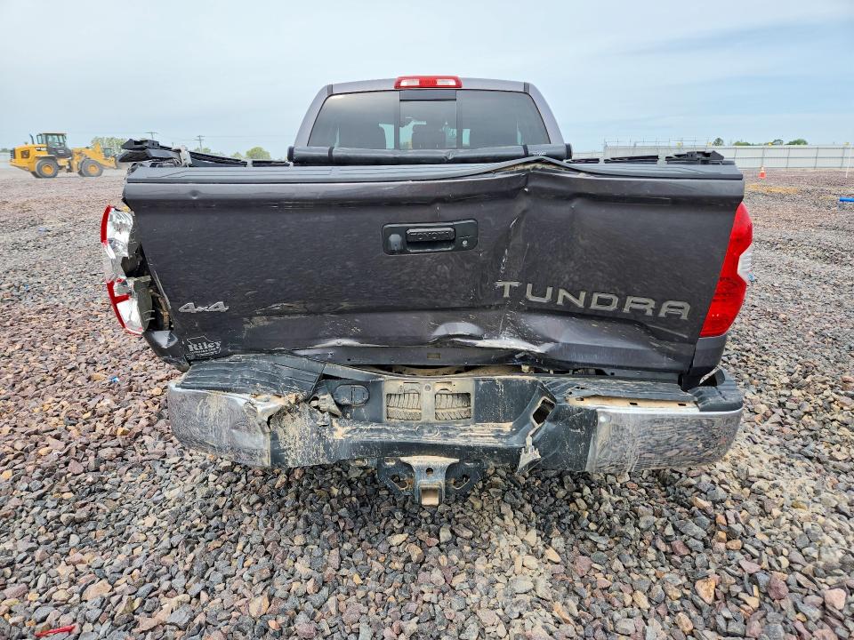 Aukcja sprzedaży 2018 Toyota Tundra, vin: 5TFUW5F15JX743355, numer aukcji: 52722496