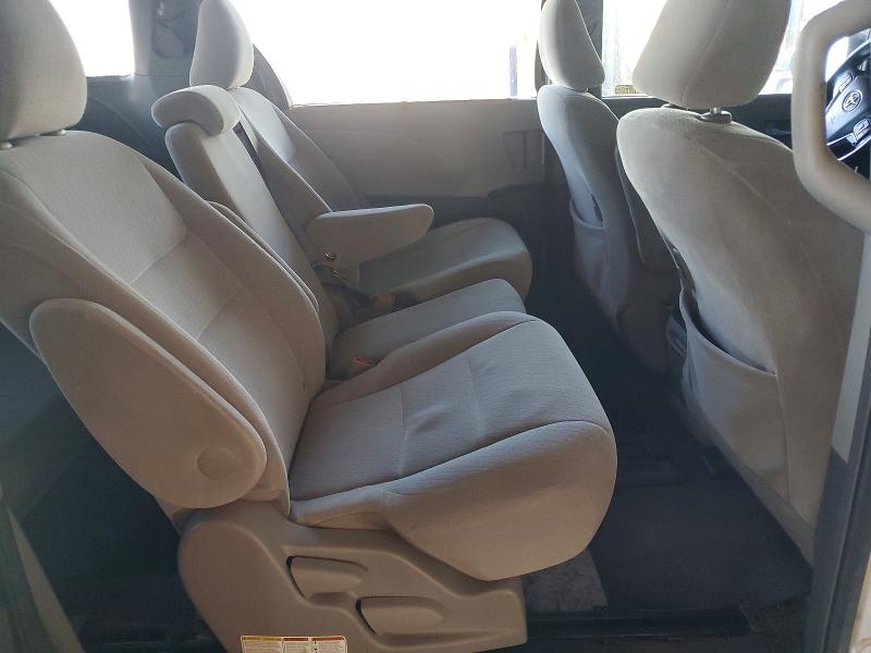 Продажа на аукционе авто 2015 Toyota Sienna, vin: 5TDKK3DC8FS558483, номер лота: 48571796
