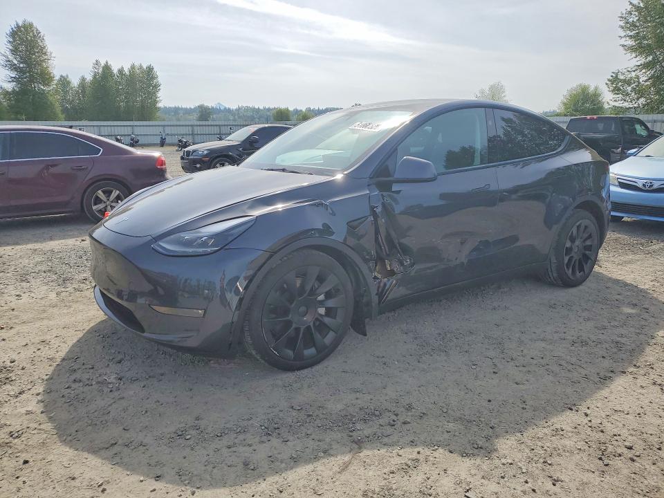51866526 :رقم المزاد ، 7SAYGDEE0RF117704 vin ، 2024 Tesla Model Y مزاد بيع