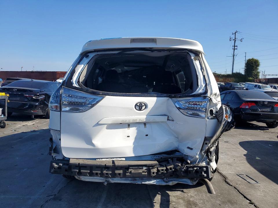 Aukcja sprzedaży 2016 Toyota Sienna, vin: 5TDXK3DCXGS721870, numer aukcji: 54461876