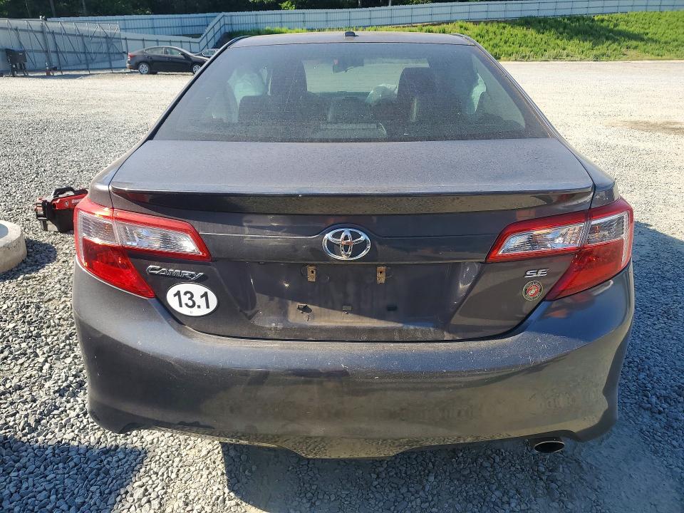 54271446 :رقم المزاد ، 4T1BF1FK2EU862427 vin ، 2014 Toyota Camry مزاد بيع