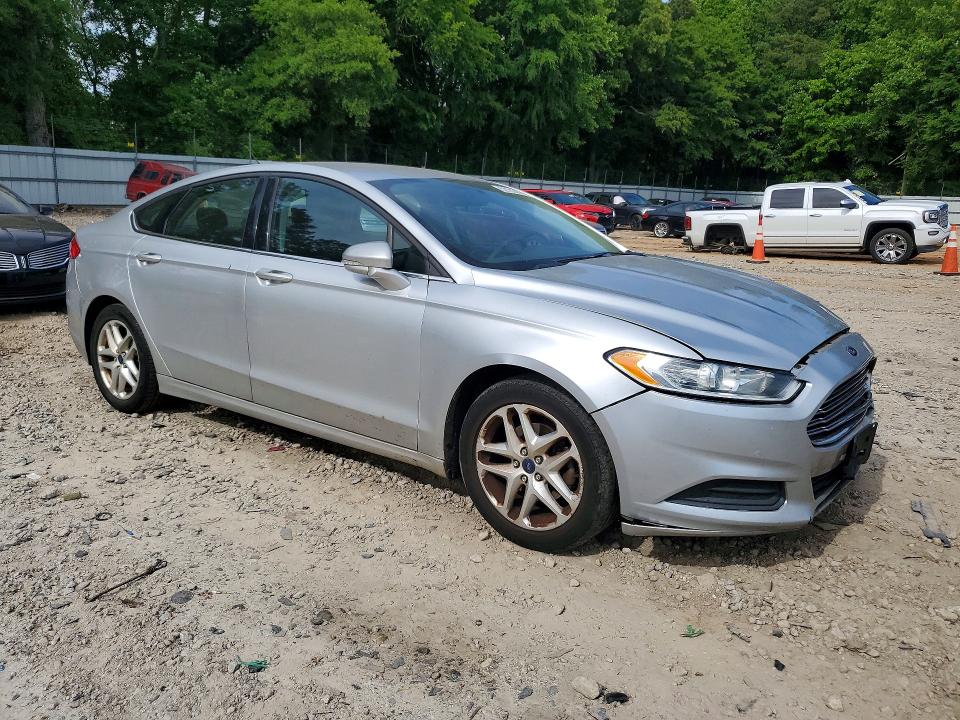 52162806 :رقم المزاد ، 3FA6P0H7XFR164586 vin ، 2015 Ford Fusion مزاد بيع