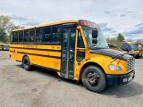 53568196 :رقم المزاد ، 4UZABPDU9FCGL9813 vin ، 2015 Freightliner Chassis مزاد بيع