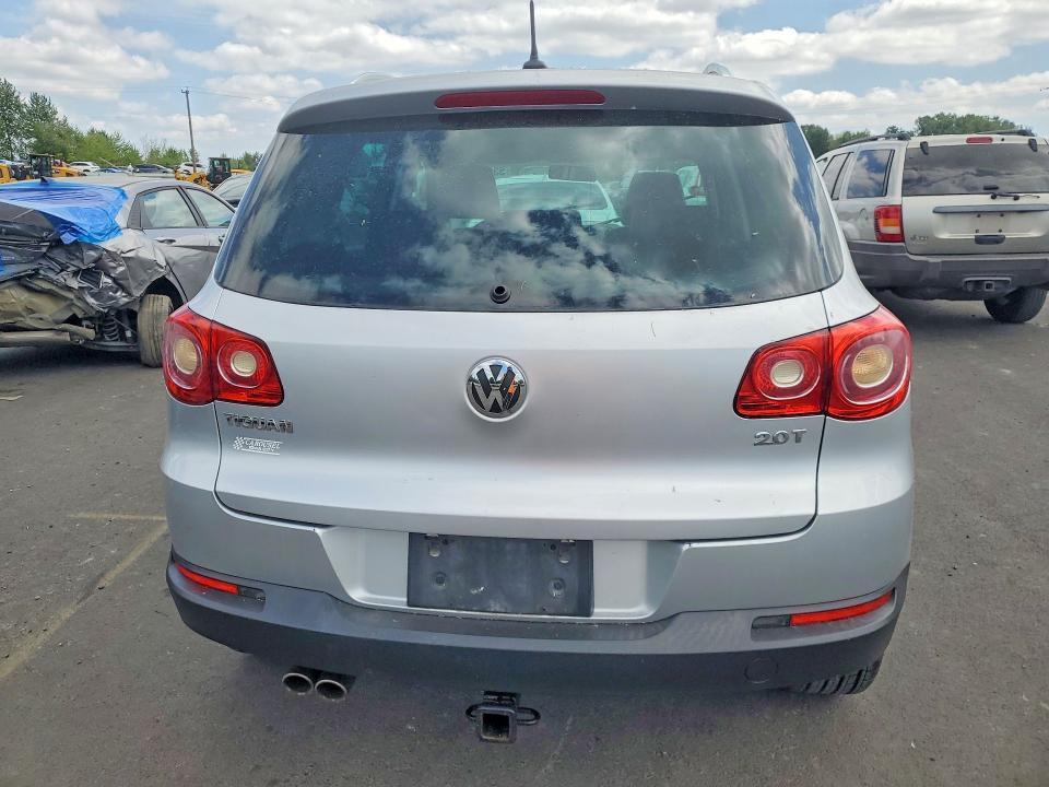 54004356 :رقم المزاد ، WVGAV7AX2BW547521 vin ، 2011 Volkswagen Tiguan مزاد بيع