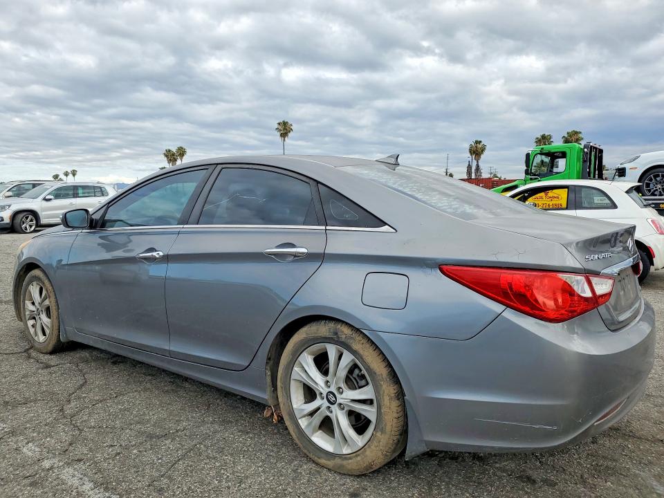 2013 Hyundai Sonata მანქანა იყიდება აუქციონზე, vin: 5NPEC4AC7DH711426, აუქციონის ნომერი: 52585206