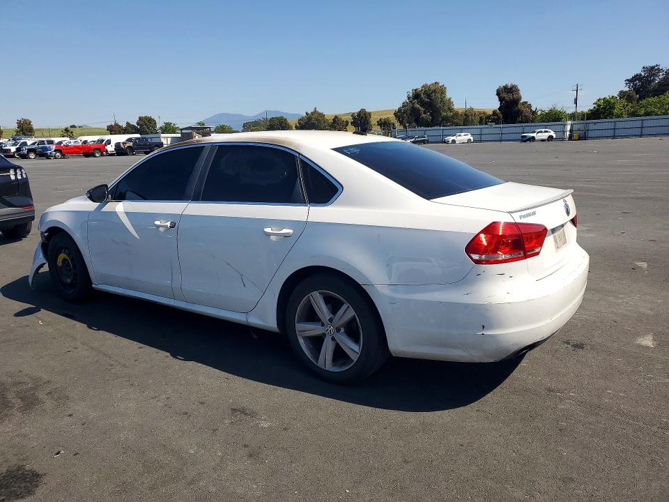2012 Volkswagen Passat მანქანა იყიდება აუქციონზე, vin: 1VWBP7A37CC097638, აუქციონის ნომერი: 52871676