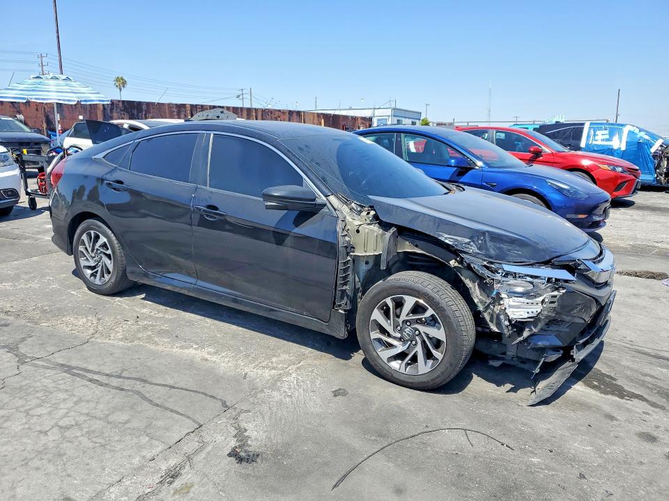 Продажа на аукционе авто 2017 Honda Civic, vin: 2HGFC2F70HH558067, номер лота: 54096876