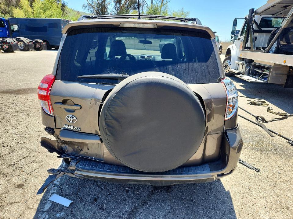 52337676 :رقم المزاد ، 2T3ZF4DV3BW106153 vin ، 2011 Toyota Rav4 مزاد بيع