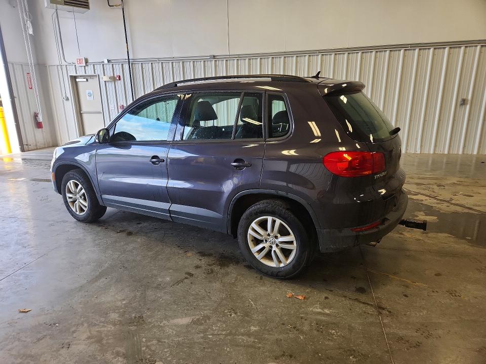 2016 Volkswagen Tiguan მანქანა იყიდება აუქციონზე, vin: WVGBV7AX4GW590785, აუქციონის ნომერი: 53333386