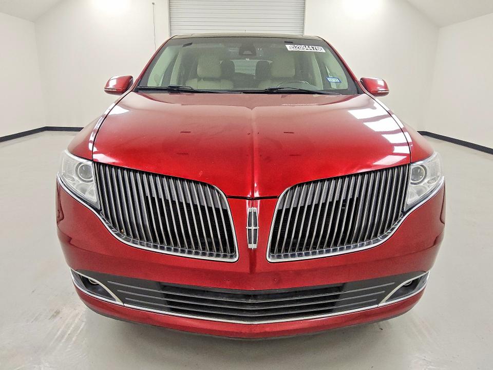 52094476 :رقم المزاد ، 2LMHJ5AT5EBL58660 vin ، 2014 Lincoln Townhouse Mkt مزاد بيع