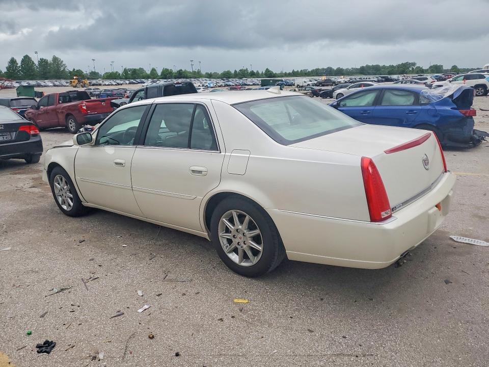 2011 Cadillac Dts მანქანა იყიდება აუქციონზე, vin: 1G6KD5E61BU131072, აუქციონის ნომერი: 53947306