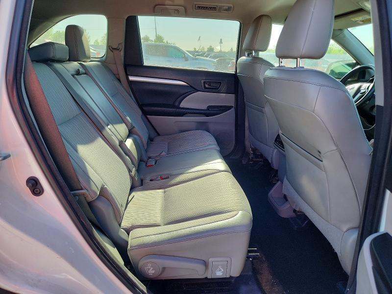 54282106 :رقم المزاد ، 5TDBKRFH5FS088098 vin ، 2015 Toyota Highlander مزاد بيع