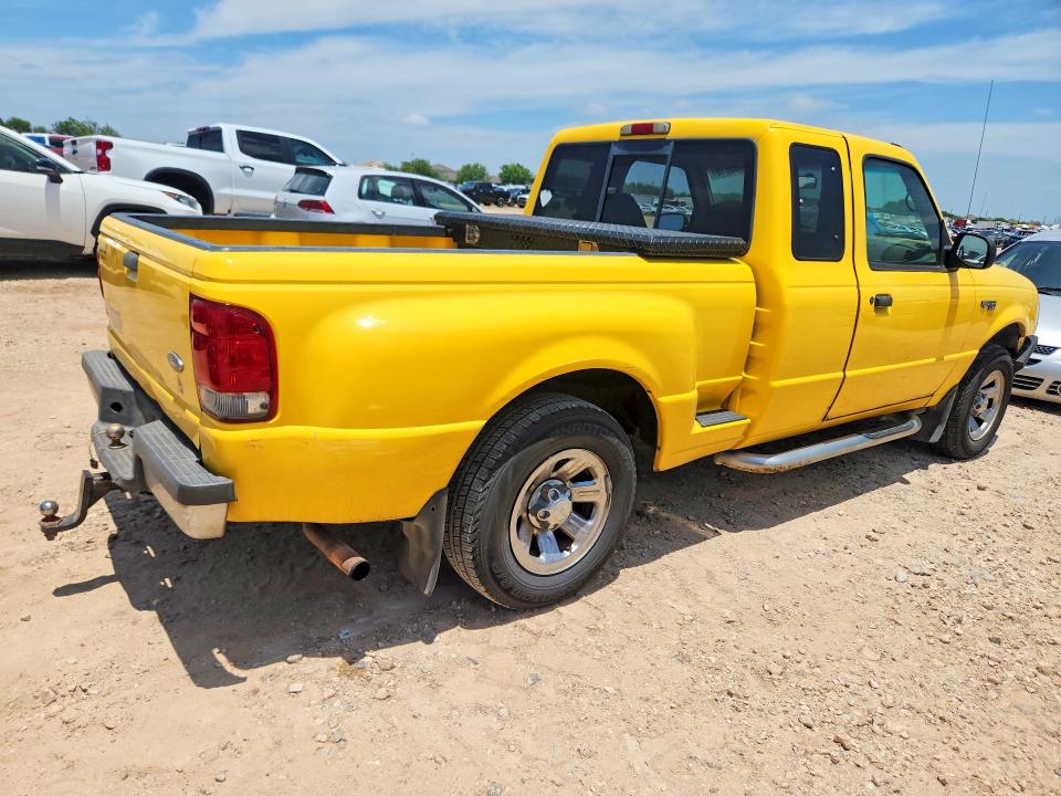 Продажа на аукционе авто 2000 Ford Ranger, vin: 1FTYR14V9YTB17462, номер лота: 55585616