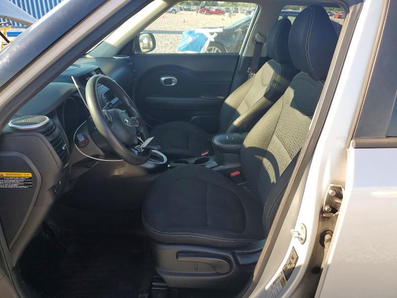 2015 Kia Soul მანქანა იყიდება აუქციონზე, vin: KNDJP3A55F7778211, აუქციონის ნომერი: 53906446