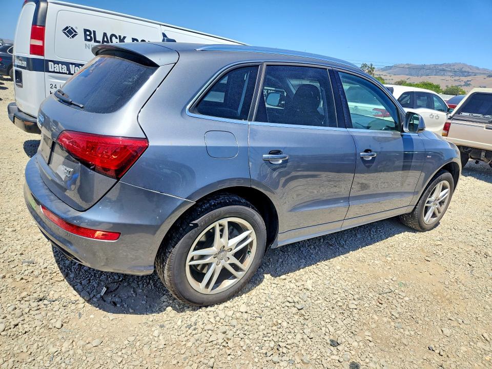 53560996 :رقم المزاد ، WA1DGAFP8EA040233 vin ، 2014 Audi Q5 مزاد بيع