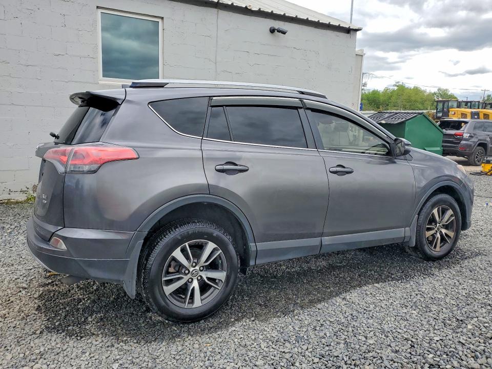 53377206 :رقم المزاد ، JTMRFREV1HJ119924 vin ، 2017 Toyota Rav4 مزاد بيع