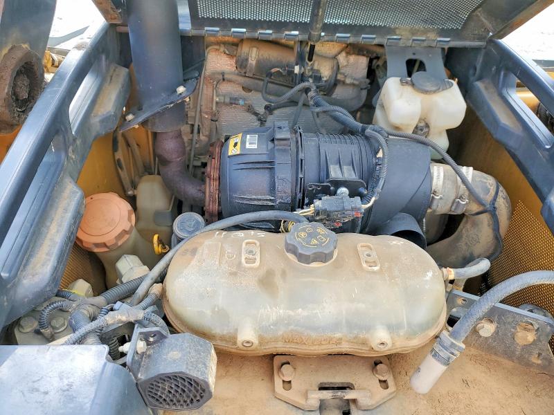 Продажа на аукционе авто 2014 John Deere 323e, vin: 1T0323EKTEJ263864, номер лота: 54063316