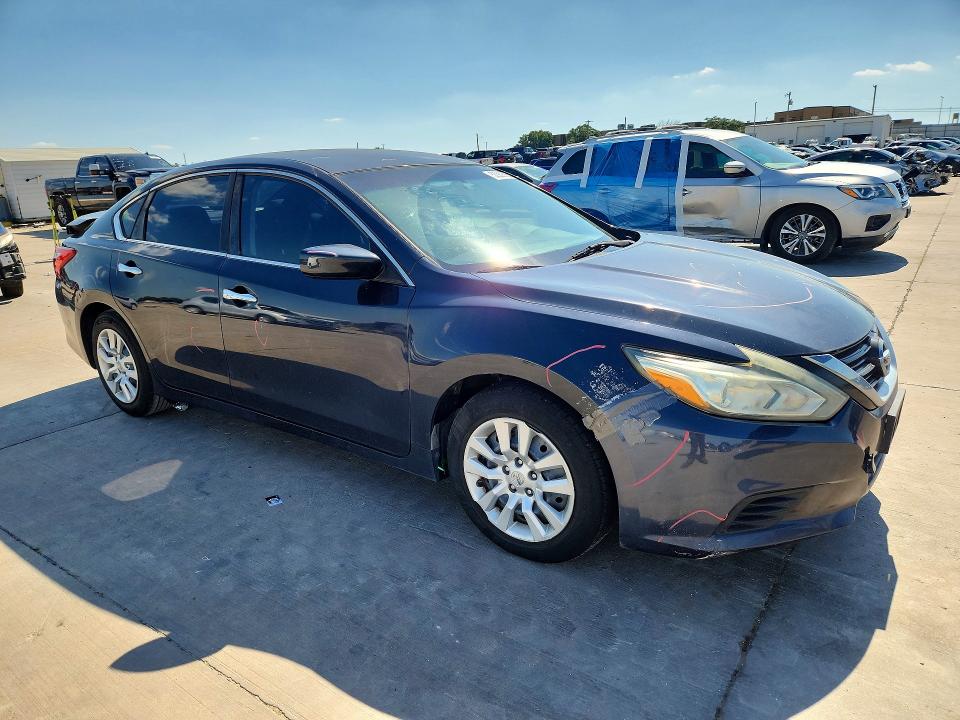 2016 Nissan Altima მანქანა იყიდება აუქციონზე, vin: 1N4AL3AP1GN366979, აუქციონის ნომერი: 53380676