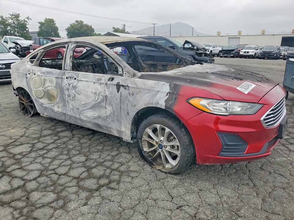 2019 Ford Fusion მანქანა იყიდება აუქციონზე, vin: 3FA6P0LU1KR221121, აუქციონის ნომერი: 53836486