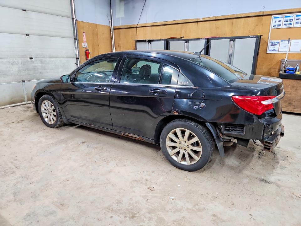 2011 Chrysler 200 მანქანა იყიდება აუქციონზე, vin: 1C3BC1FB4BN602327, აუქციონის ნომერი: 54582026