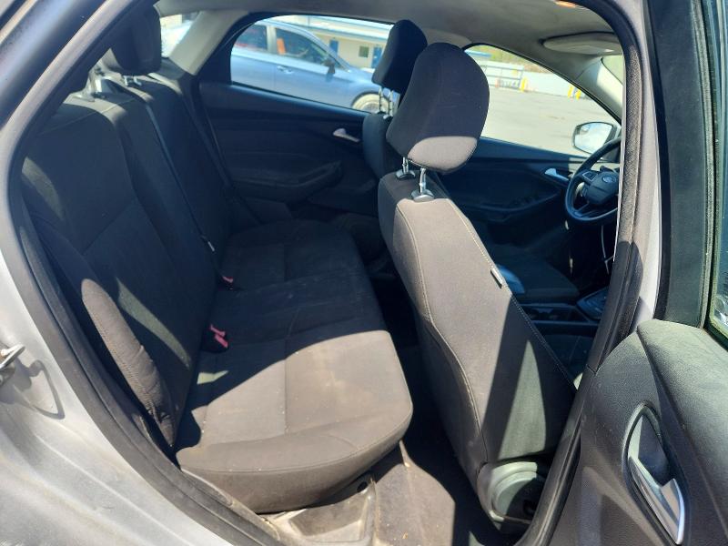Продажа на аукционе авто 2015 Ford Focus, vin: 1FADP3F20FL233865, номер лота: 52816736