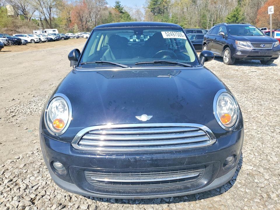 2013 Mini Cooper მანქანა იყიდება აუქციონზე, vin: WMWSU3C52DT372091, აუქციონის ნომერი: 52497506