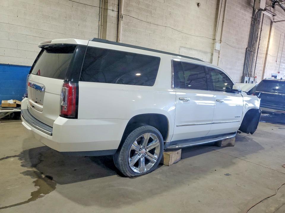 Продажа на аукционе авто 2015 Gmc Yukon Xl, vin: 1GKS2HKC9FR127394, номер лота: 54296646