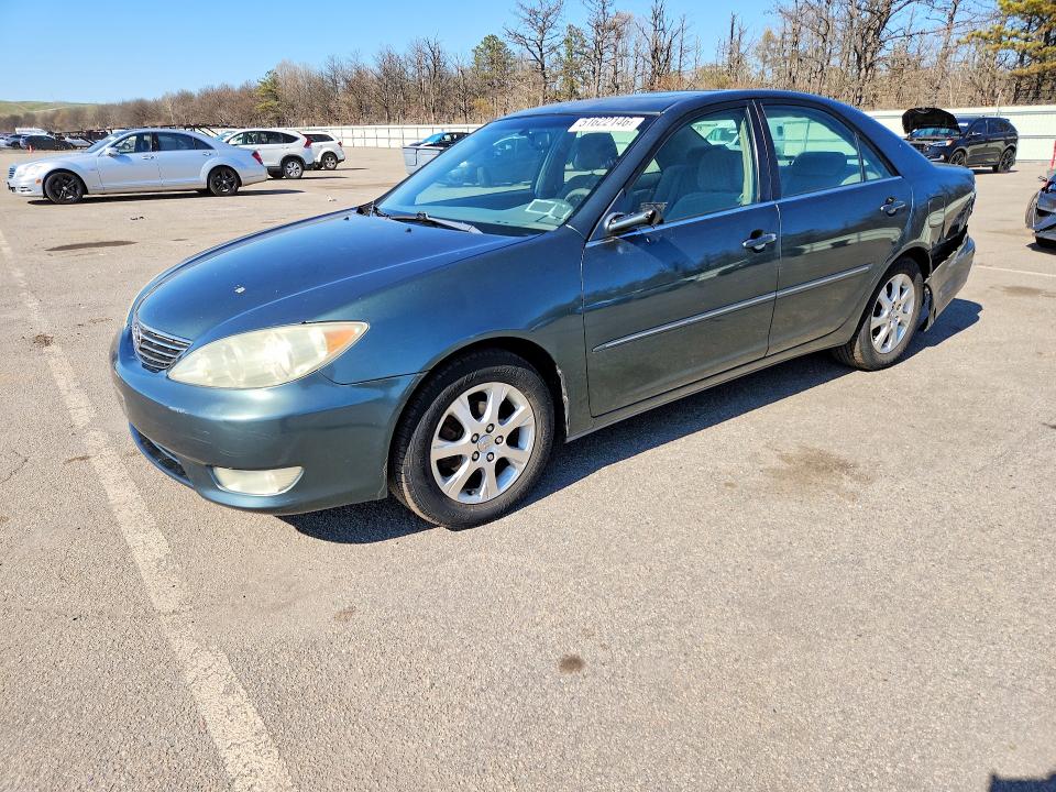 51622146 :رقم المزاد ، 4T1BE30K56U132939 vin ، 2006 Toyota Camry مزاد بيع