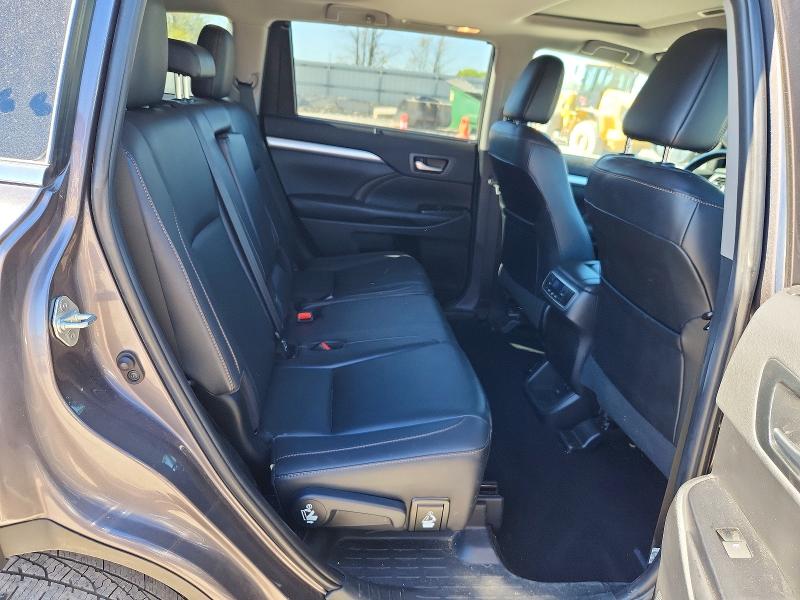 Продажа на аукционе авто 2019 Toyota Highlander Hybrid, vin: 5TDJGRFHXKS059736, номер лота: 53176486