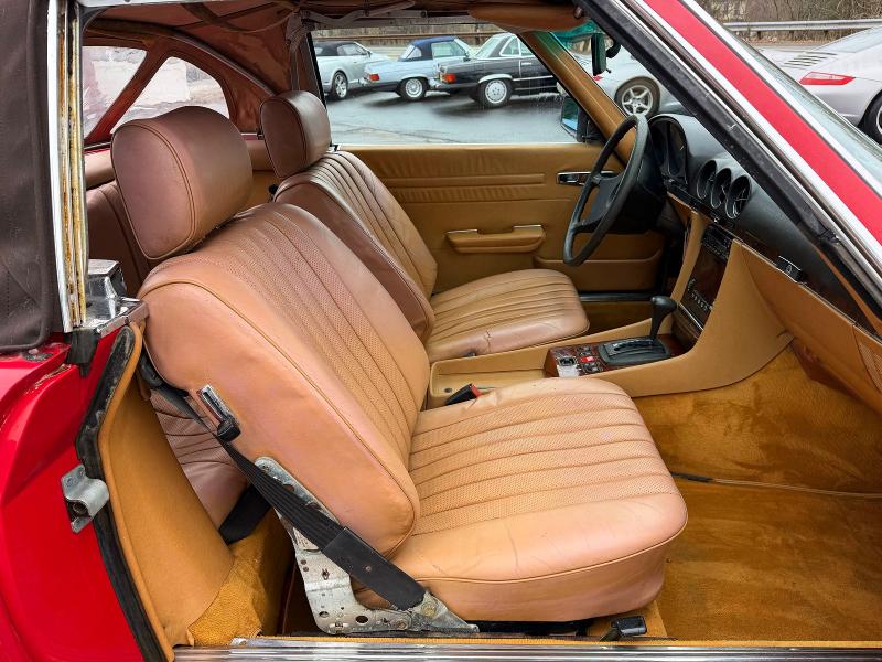1984 Mercedes-benz 500sl მანქანა იყიდება აუქციონზე, vin: WDB1070461A005374, აუქციონის ნომერი: 54527636
