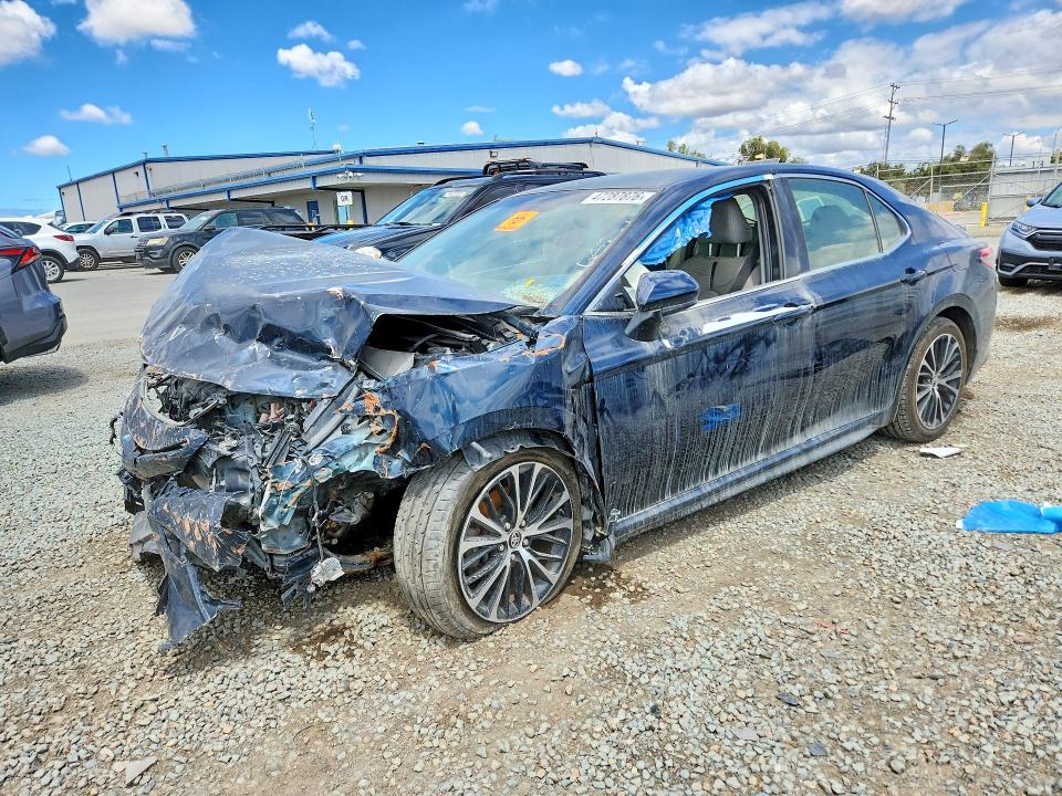 47287876 :رقم المزاد ، JTNB11HK4J3039302 vin ، 2018 Toyota Camry مزاد بيع