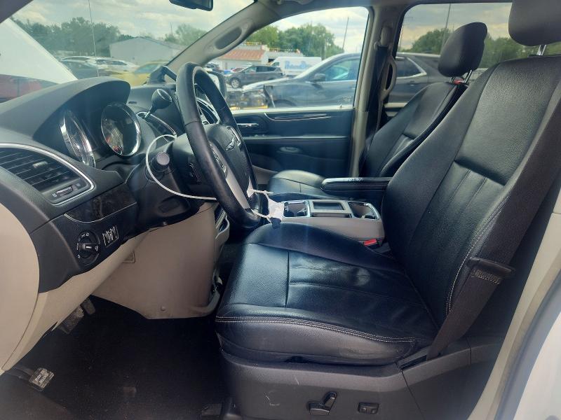 Продаж на аукціоні авто 2015 Chrysler Town And Country, vin: 2C4RC1BG9ER398174, номер лоту: 52493696