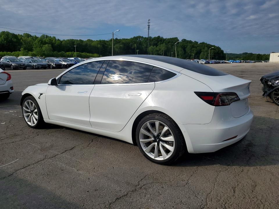 2018 Tesla Model 3 მანქანა იყიდება აუქციონზე, vin: 5YJ3E1EB7JF121951, აუქციონის ნომერი: 51957926