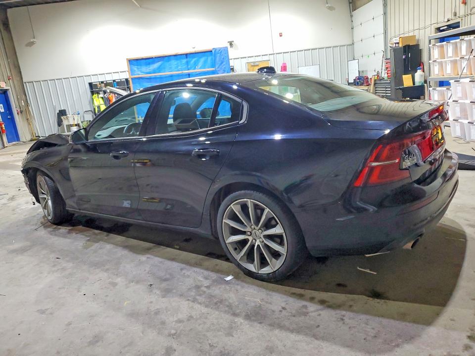 53173606 :رقم المزاد ، 7JRA22TKXLG066480 vin ، 2020 Volvo S60 مزاد بيع