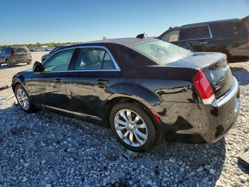 53651186 :رقم المزاد ، 2C3CCARGXHH558055 vin ، 2017 Chrysler 300 مزاد بيع