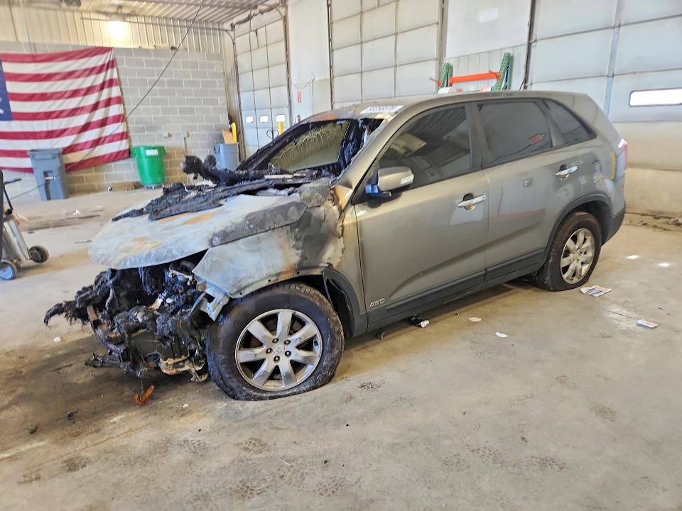 2011 Kia Sorento მანქანა იყიდება აუქციონზე, vin: 5XYKTCA19BG019457, აუქციონის ნომერი: 53256676